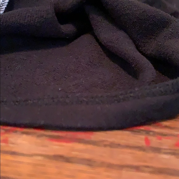 Brand new never worn colors are very vibrant - Picture 4 of 4